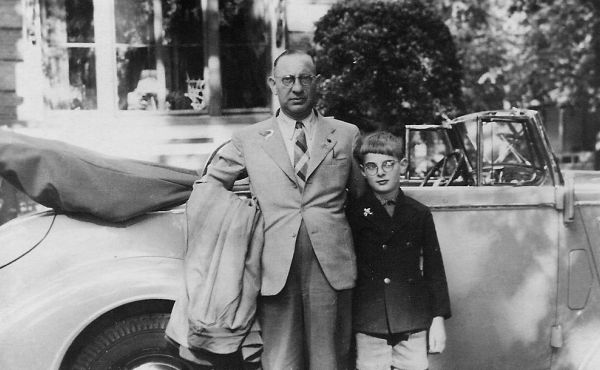 Ed Grödel met zijn vader 1940